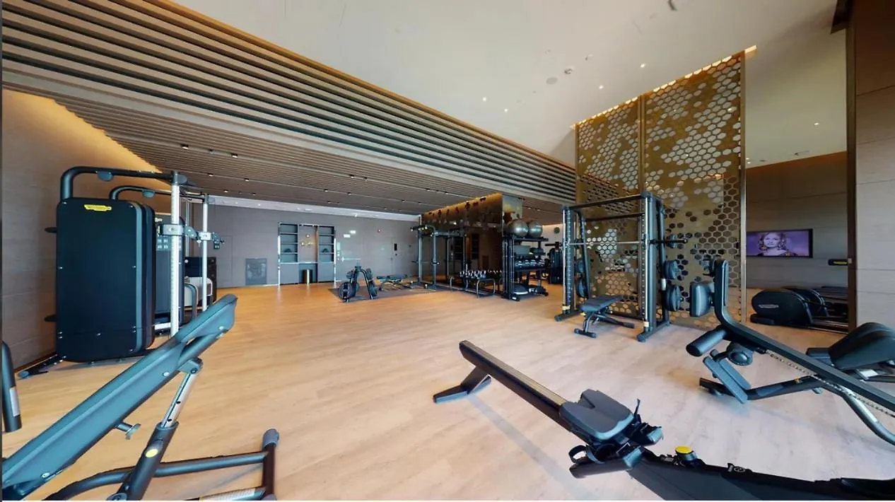 Fantastic High Floor 3Bed Apartment By Suiteable Dubai