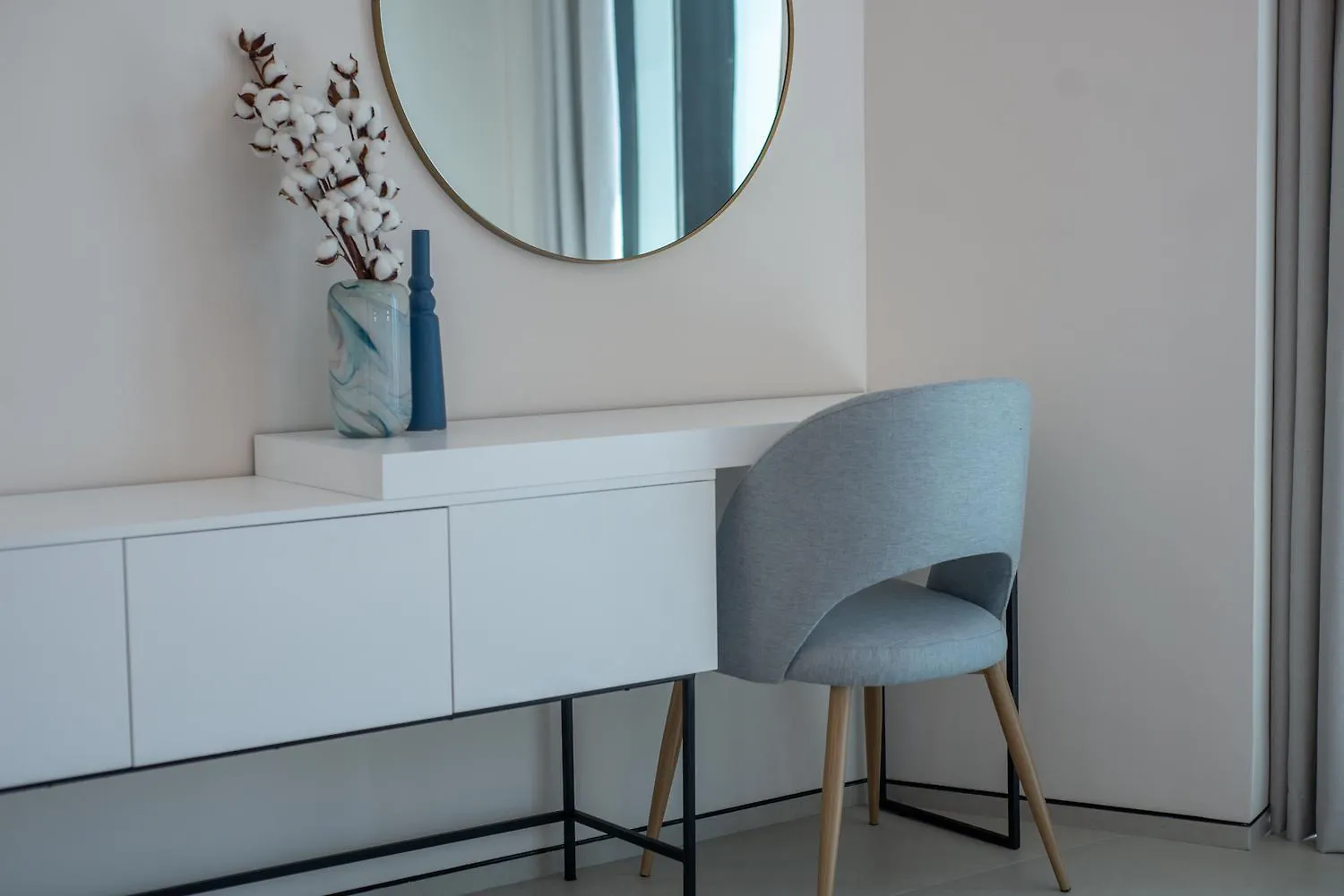 Fantastic High Floor 3Bed Apartment By Suiteable Dubai
